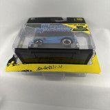 Maisto Muscle Machines by Maisto 2013 Ford Mustang Boss 302 Model #16 1:64 Diecast 