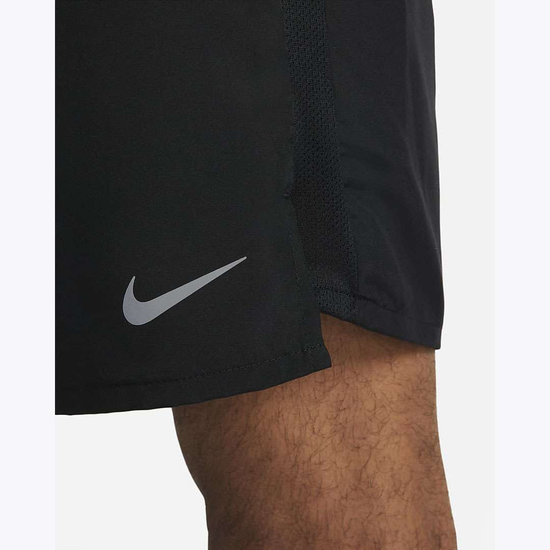 Nike Dri-FIT Challenger 7