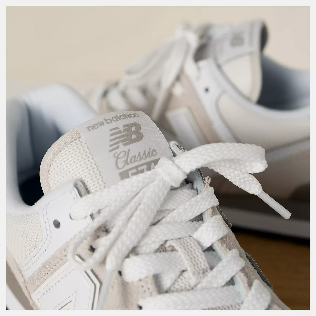 New Balance Women's 574 Shoes | TYLER'S