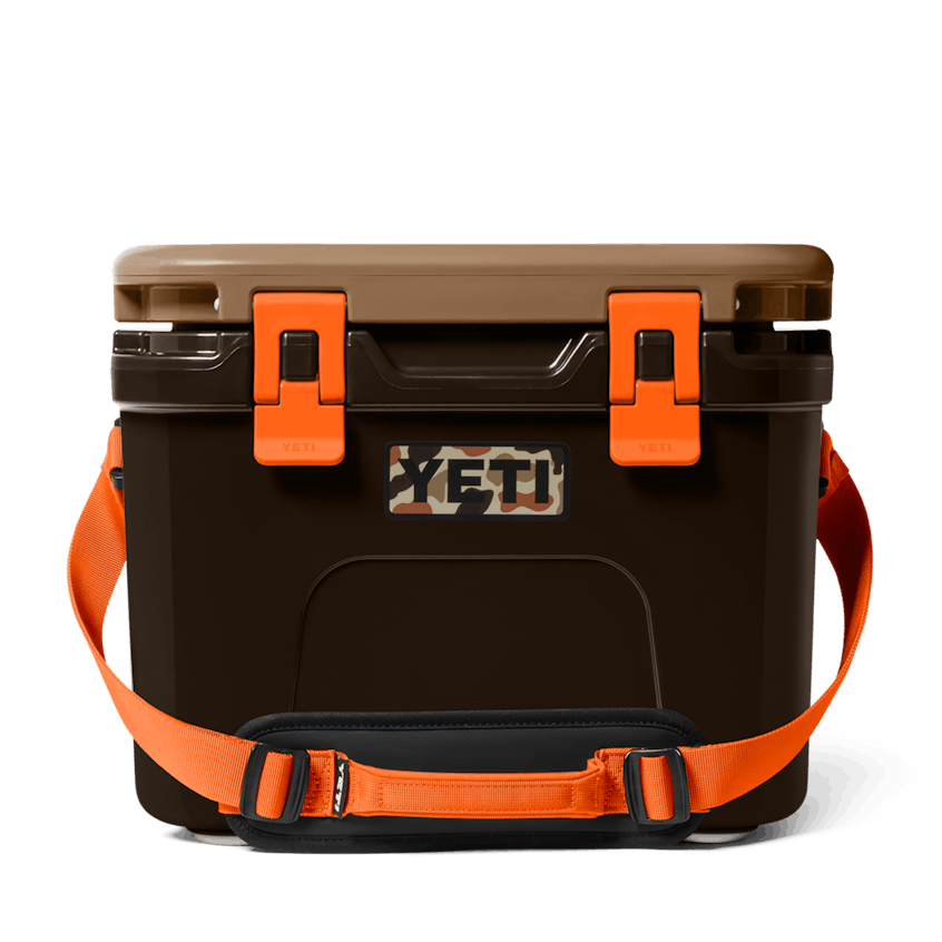 YETI Wetlands Camo Roadie 15 Hard Cooler | TYLER'S