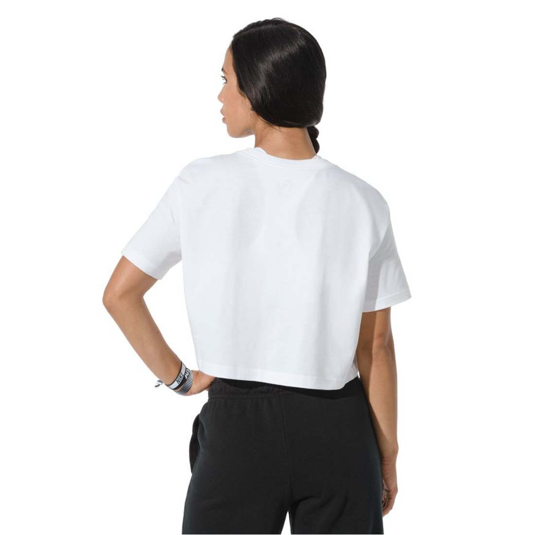 Nike Women's Sportswear Essential Cropped Tee | TYLER'S