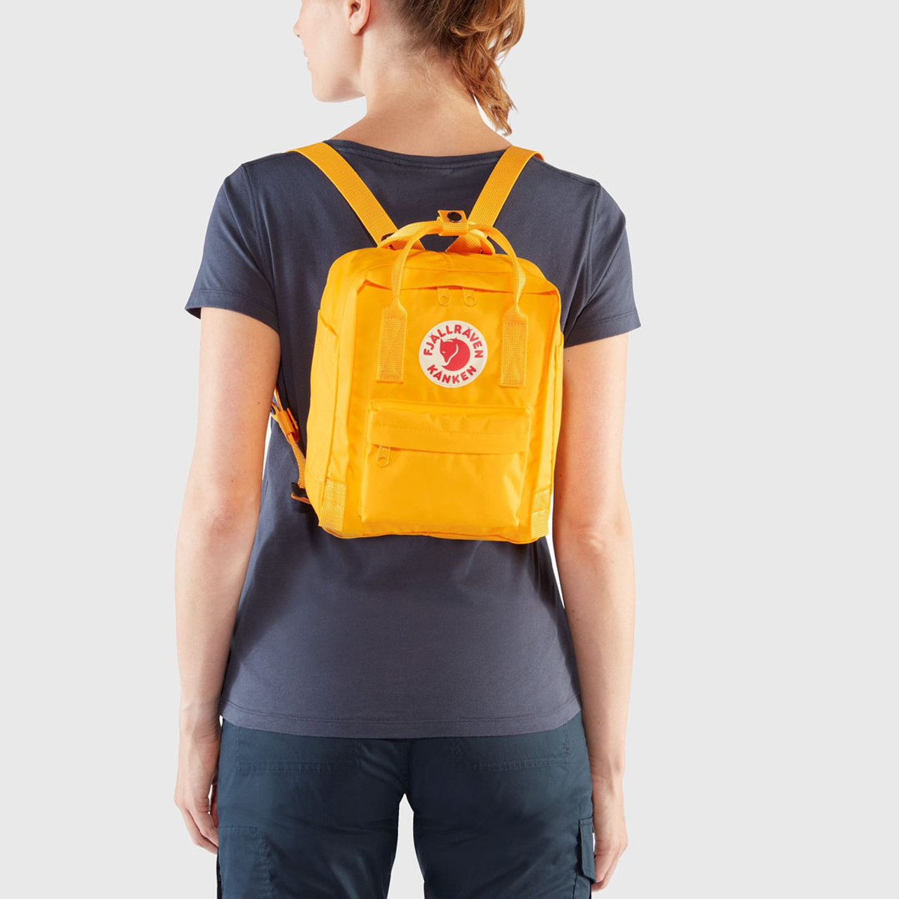 Fjallraven Kanken Classic vs Mini Backpack (what you need to know) 