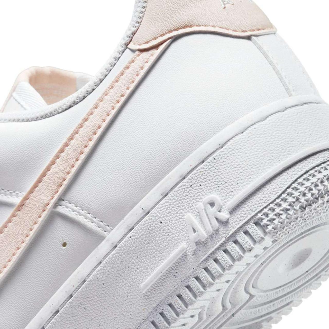 Nike Women's Air Force 1 '07 NN Shoes White