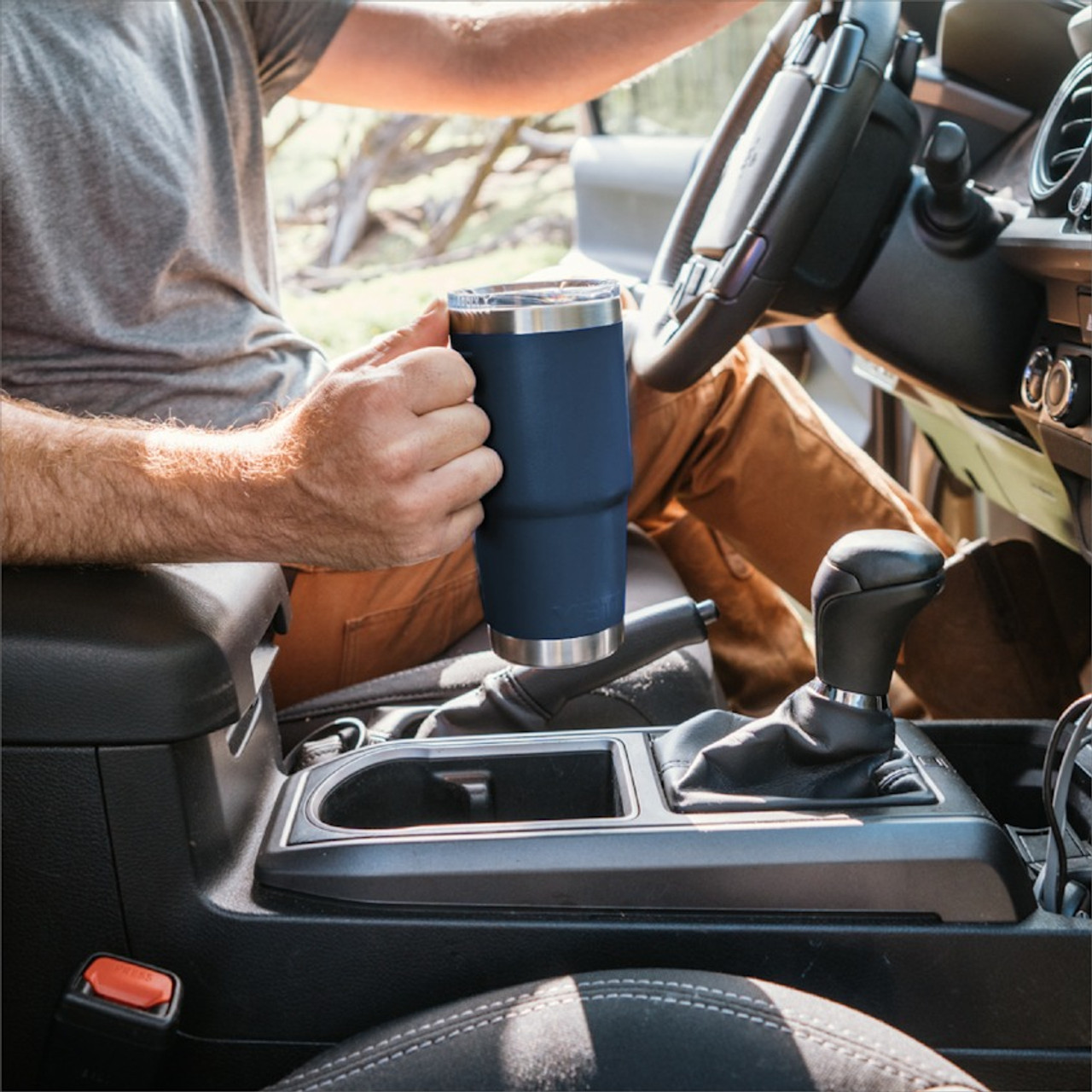 YETI Rambler 20 oz Travel Mug ブラック YETI Rambler 20oz Travel Mug with Stronghold Lid - Work World