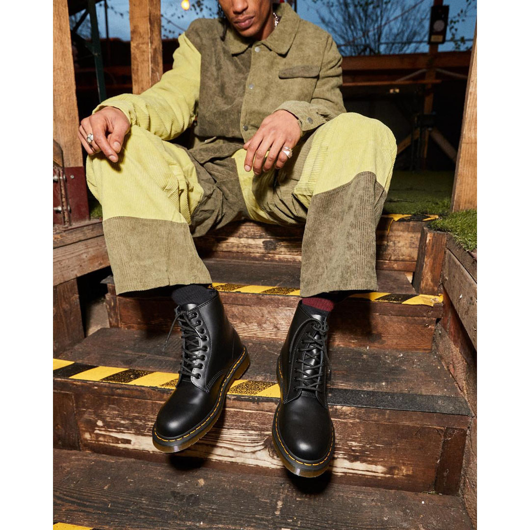 Dr. Martens 1460 Smooth Leather Boots | TYLER'S