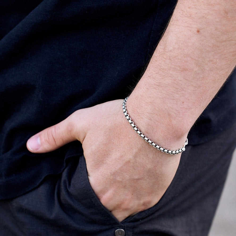 Pura Vida Men's Carabiner Clasp Chain Bracelet | TYLER'S