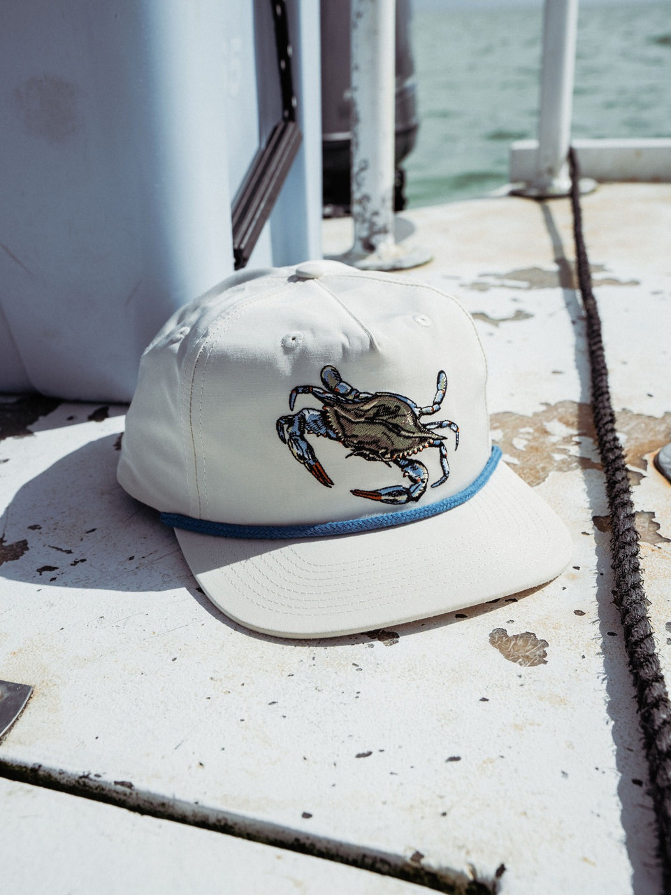 Duck Camp Blue Crab Snapback Hat | TYLER display picture 1