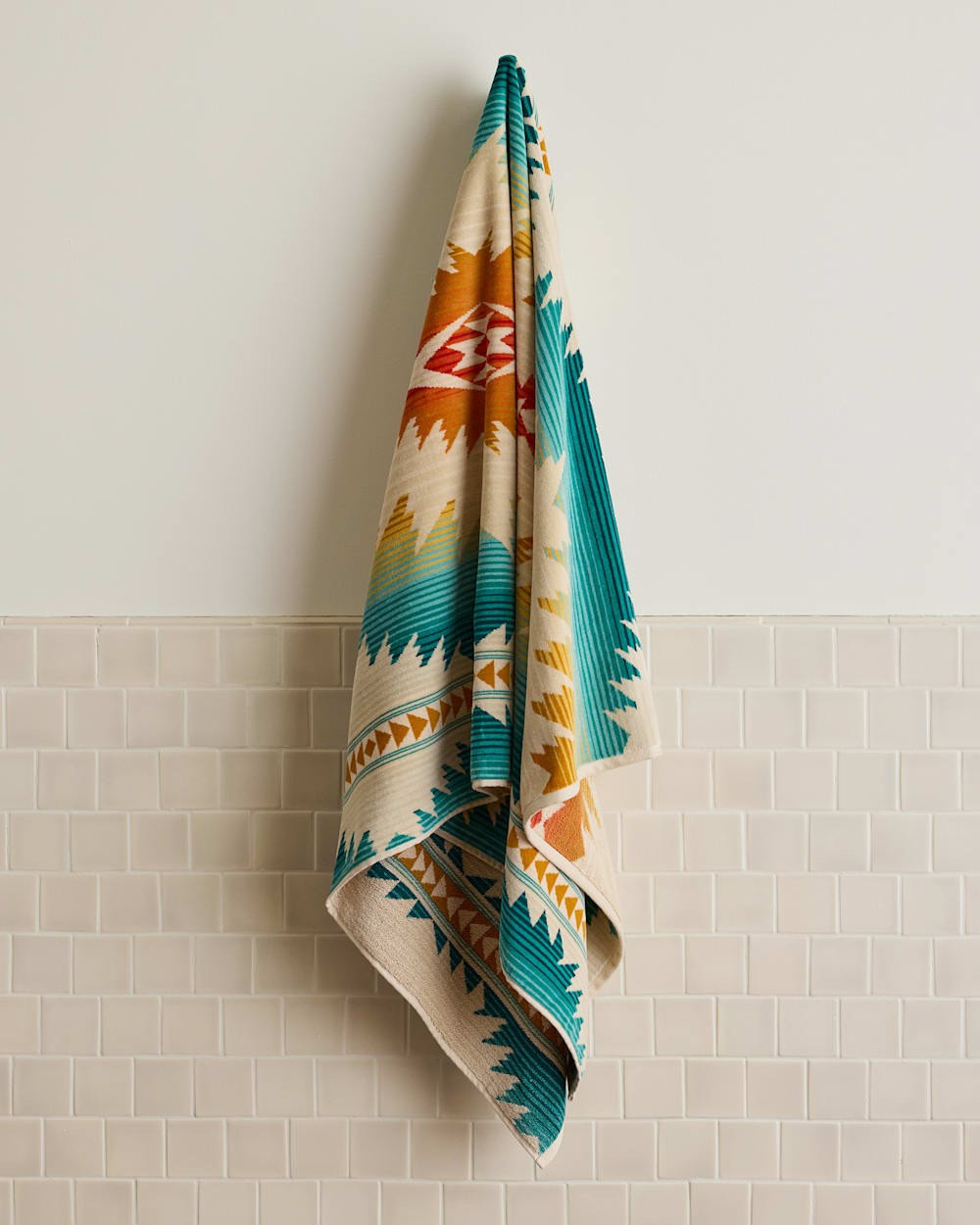Pendleton Oversized Jacques Towel | TYLER'S