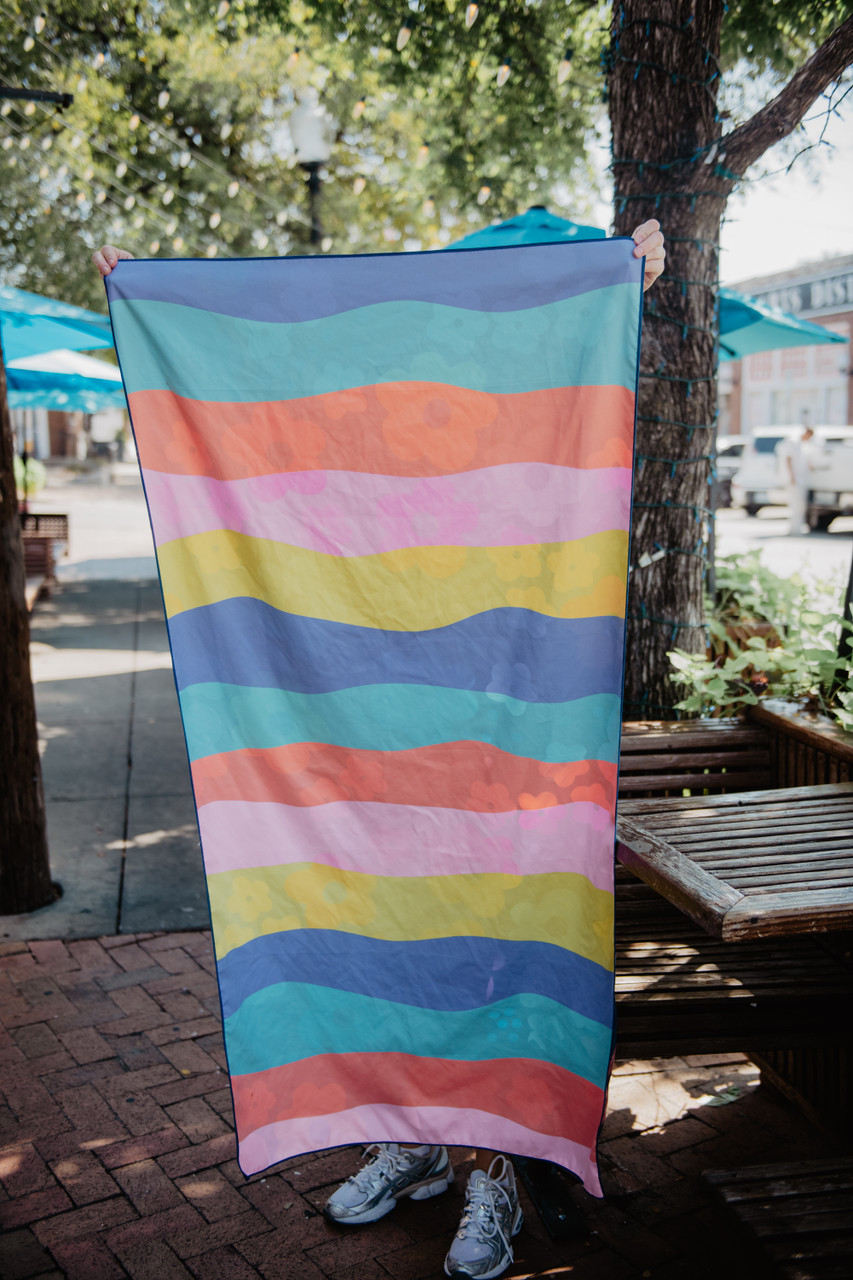 Katydid Daisy Beach Towel - Thumbnail 4