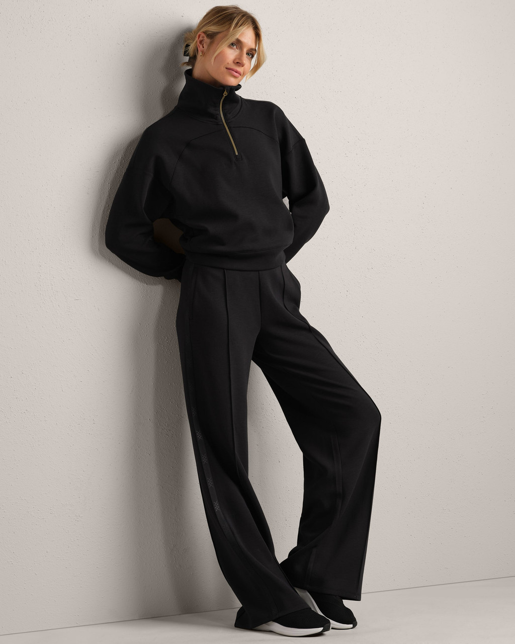 Rhone Women's Dream glow 1/2 Zip Pullover | TYLER'S