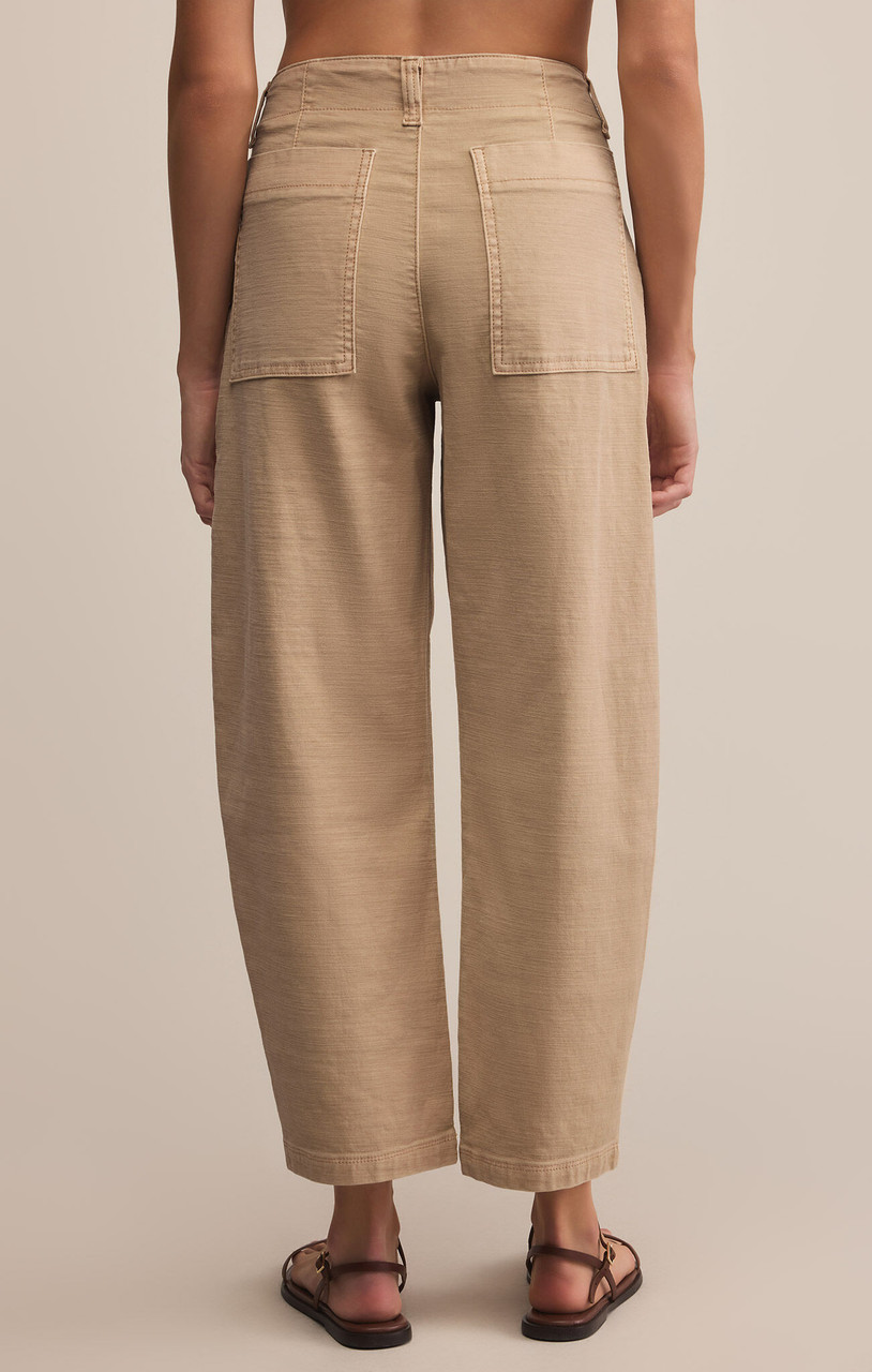 【ミルク】1tuck straight pants lapiis ミルク】1tuck straight pants lapiis ONE TUCKS STRAIGHT PANTS