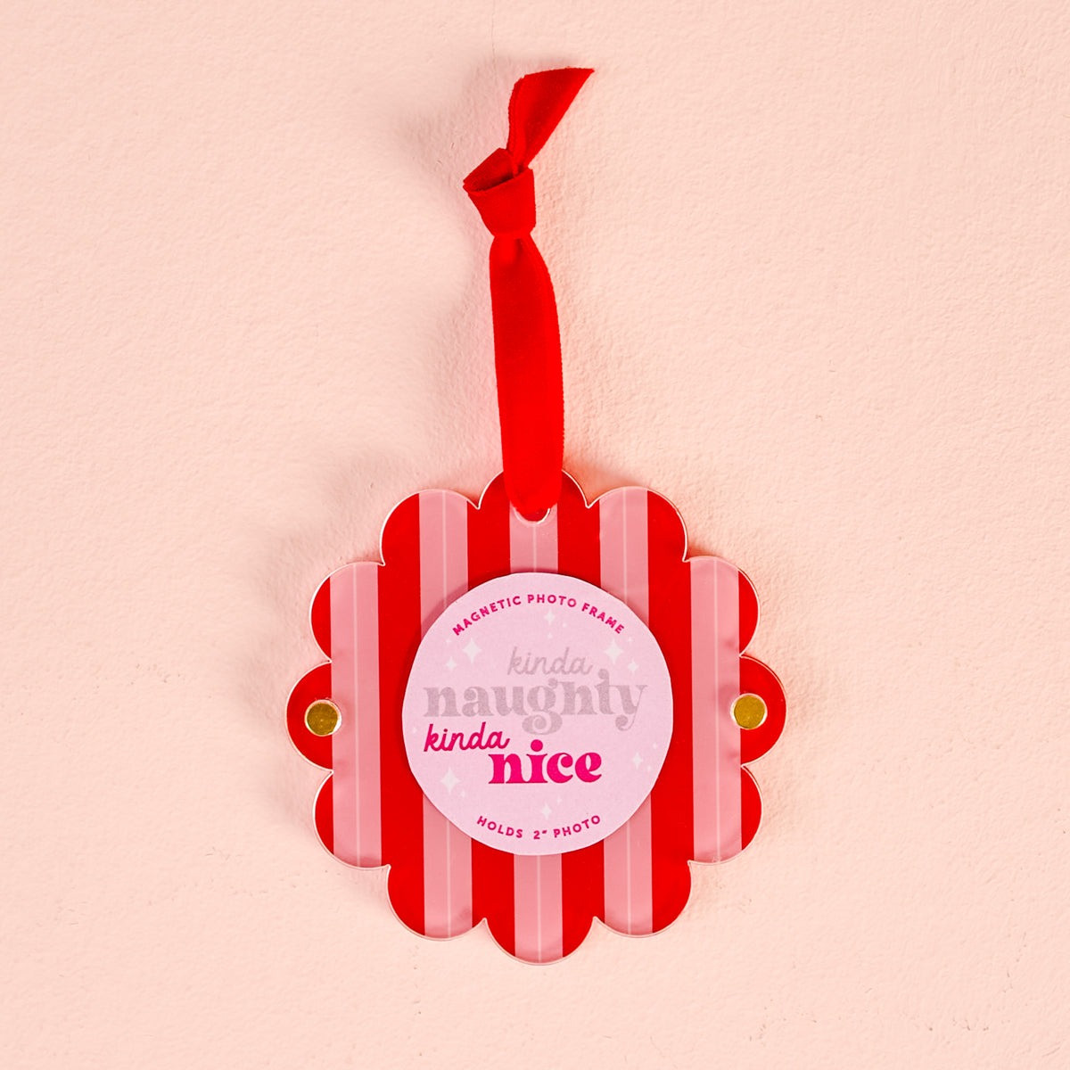 The Darling Effect Scalloped Round Picture Frame Ornament