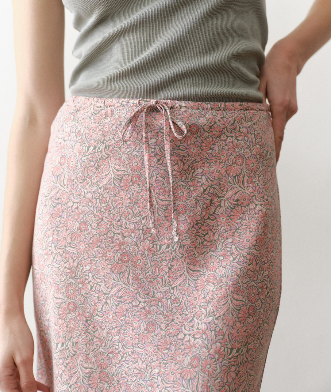 Marine Layer Women's Avery Hemp Midi Skirt | TYLER'S