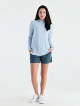 Free Fly Women's Bamboo Lightweight II Hoodie in Clear Sky