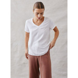 Bella Dahl Women's V-Neck Tee white detail view