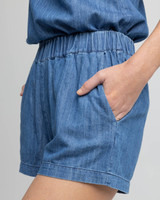 Southern Tide Women's Mary Ellen Denim Shorts side details