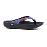 The Oofos Women's Ooriginal Recovery Sandal in the colorway Midnight Spectre