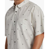 Billabong Men's All Day Jacquard Short Sleeve Woven Metallic-Logo Shirt in  Chino colorway