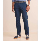 The Vineyard Vines Men's On-The-Go Pants in Navy