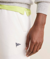 Vineyard Vines Men's Clean Fleece Joggers in Marshmallow white