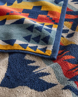 Pendleton Oversized Jacques Towel Nehalem folded
