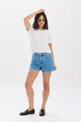 Daze Denim Women's Knockout Shorts in Full Circle waist detail