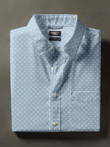 Faherty Men's Movement Monterey Short Sleeve Shirt Teal Shell Beach front