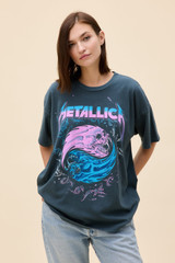 Daydreamer Women's Metallica Live on Tour Merch Tee
