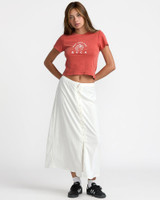 RVCA Women's 411 Tee in Pepper Red