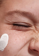 ERLY Skincare SPF 40 Start Moisturizer product texture