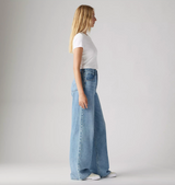 Levi's Women's Cinch Baggy Jeans in Invested Indigo detail