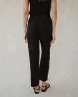 Bella Dahl Women's Piped Trouser Pants in Black