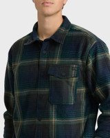 Billabong Men's Furnace Flannel in Midnight