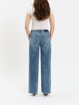 Daze Denim Women's Keeper Jeans in heartbeat Vintage