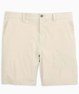 The Southern Tide Men's Coastal Breeze 8" Birdie Shorts in Stone
