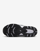 Nike Women's V5 RNR Shoes in White, Black, and Metallic, detail view