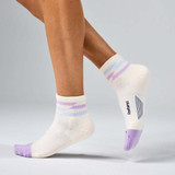 Feetures Elite Max Cushion Quarter Socks in Soft Track