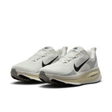 Nike Women's Vomero 18 Road Running Shoes Summit White and Black quarter view