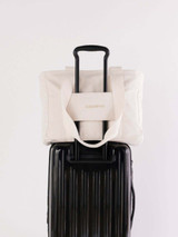 augustnoa The Everyday Tote in Natural front view