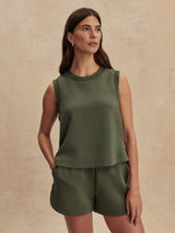 Varley Women's Shea Crop Tank Top fit detail