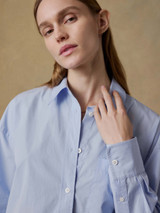 Faherty Women's Coastal Poplin Shirt Blue Current side view
