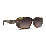 Blenders Onyx Sunglasses in the Latte Tort colorway