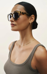 Z Supply Women's Lunch Date Polarized Sunglasses in Dark Tort - Gradient Polarized