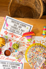 El Arroyo Disposable Placemats Ranch Dressing stack