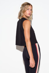 Vineyard Vines Women's Manifest Spirit Crop Top