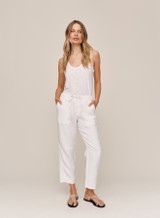 Bella Dahl Soft Barrel Front Zip Pants white front view