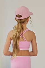 Parfum de Fit Girls' Parfum CrossMotion Bra in Petal Pink