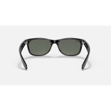Ray-Ban New Wayfarer Classic sunglasses in gloss black with crystal green lenses