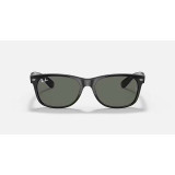 Ray-Ban New Wayfarer Classic sunglasses in gloss black with crystal green lenses