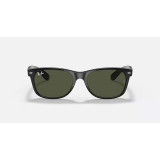 Ray-Ban New Wayfarer sunglasses in gloss black with green lenses, front view.
